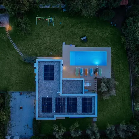 Rudinka Villa *